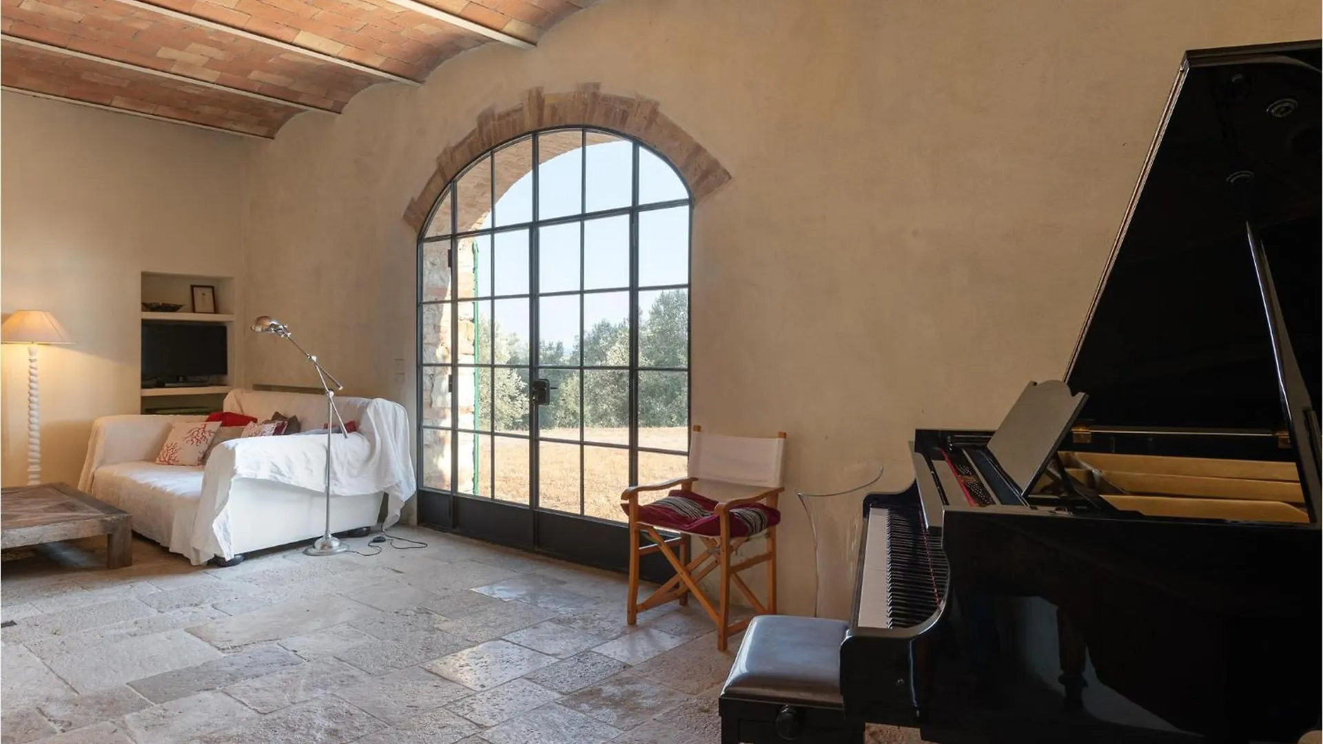 Tenuta San Crescenzio Magliano in Toscana Italy