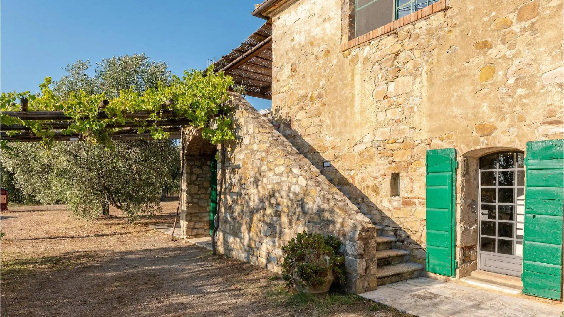 Tenuta San Crescenzio Magliano in Toscana 0*,  Italy
